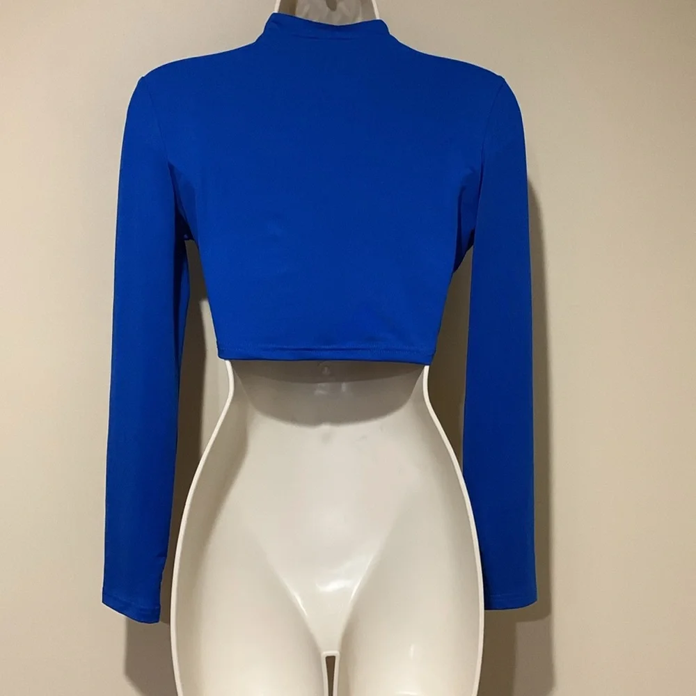 Crop top - Picture 4 of 6